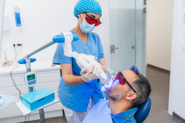 Best Emergency Denture Repair in Newhall, IA